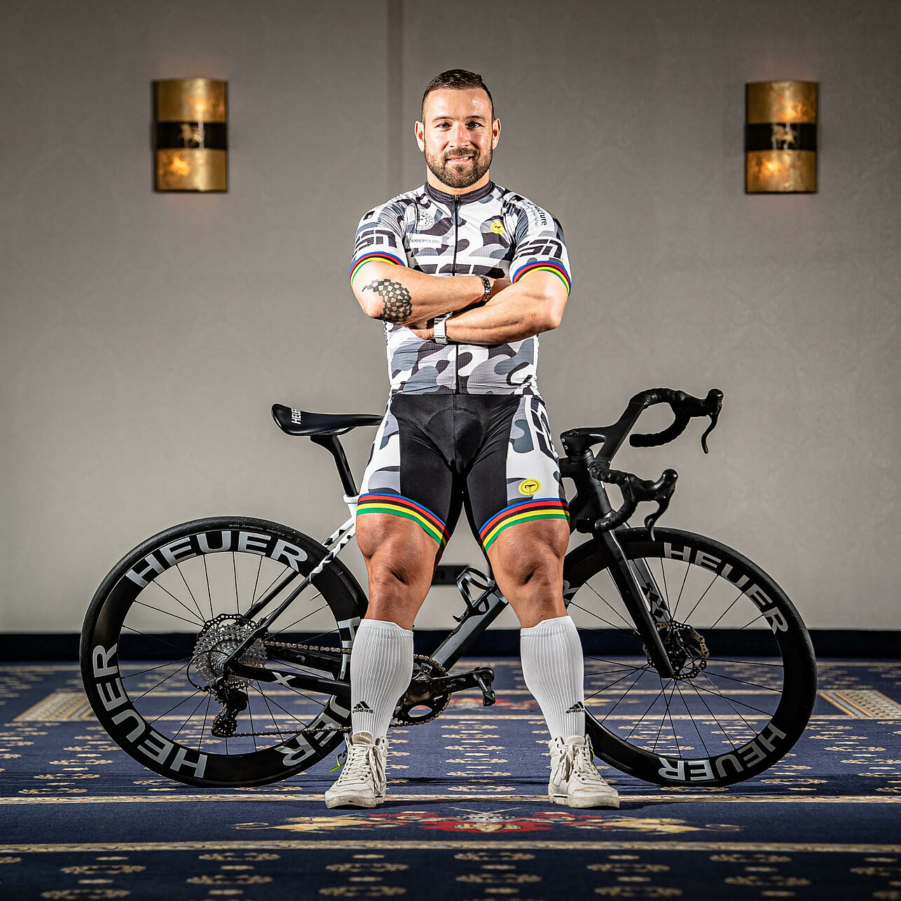 Welt-und Europameister Robert Förstemann posiert mit Fahrrad © SCC EVENTS / Drew Kaplan